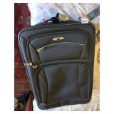 GREAT CONDITION SUITCASE W/ WHEELS