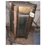 VINTAGE OUTSIDE LIGHT