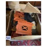 ASSORTED PIECES PF A PLASTIC STRUCTURE