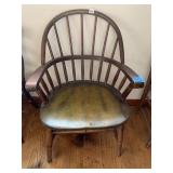 ANTIQUE WINDSOR CHAIR EXCELLENT CONDITION