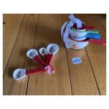 SNOWMEN MEASURING CUP SET