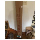 SINGER PROJECTOR SCREEN AND SINGER HAND SEWING