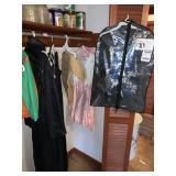 COSTUMES INCL. PUMPKIN