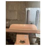 VINTAGE PINK BABY SCALE