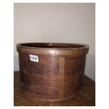 ANTIQUE BANDED BOX METAL STRAPS