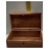 LANE MINI HOPE CHEST