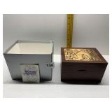 WENDELL AUGUST BRONZE TOP WOOD INDEX SZ. BOK IN