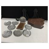 WENDELL AUGUST 8 ALUM PLATES W/ HOLDER AND WOOD