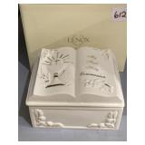 LENOX MY FIRST HOLLY COMMUNION BOX IN OB