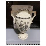 FLORAL ELEGANCE VASE NIB