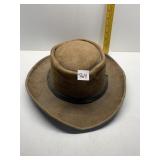 COUNTRY COLLECTION HAT