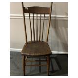 ANTIQUE CHAIR