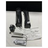 NEW LED CLIP-ON LIGHT WITH PLUG AND CASE