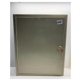 LOCKING KEY BOX WITH NUMBERED KEY CHAINS