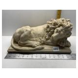 COMPOSITION LION WITH CRACK ON BACK, 15"