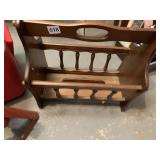 WOOD MAGAZINE HOLDER