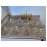 6 MATCHING GLASS SALAD BOWLS, WHEAT MOTIF SERVING