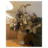 DECORATIVE GOLD PAINTED VASE FLORAL ARRANGEMENT
