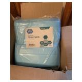 CASE OF DISPOSABLE BED PADS