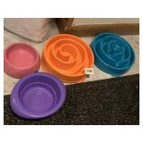 DOG/CAT BOWLS