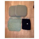 2 SEAT PADS, 4 PLACEMATS, CURTAIN ROD, BLACK