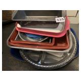 BAKING PANS, FOOD STORAGE, SERVING TRAYS