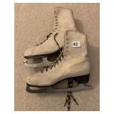 VINTAGE ICE SKATES SZ 9 2/3