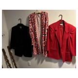 2 WOMENï¿½S SAG HARBOR JACKETS SZ 16W, LULAROE XL
