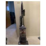 SHARK NAVIGATOR LIFT AWAY VACUUM