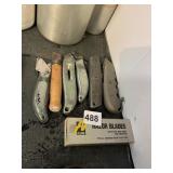UTILITY KNIVES AND REPLACEMENT BLADES