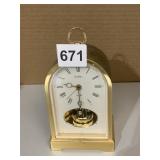 LINDEN QUARTZ CLOCK BATTERY OP