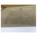 2 CRYSTAL LINER PLATES