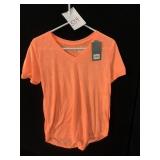 TEK GEAR DRY TECH BRIGHT ORANGE TEE SHIRT SHORT