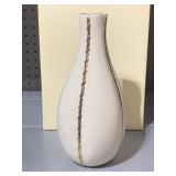CLASSIC LENOX TULIP VASE $58.00 IN OB