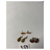 AMBER COLORED EARRINGS
