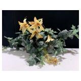 ARTIFICIAL PLANT IN TIN PLANTER