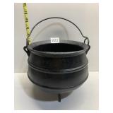 CAST IRON POT 6.5" H X 7" W PLUS HANDLE