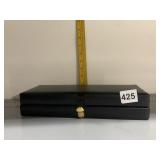 TRAVEL JEWELRY HOLDER