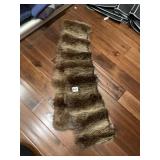 BELIEVED TO BE BEAVER FUR 5FT LONG