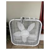 BOX FAN
