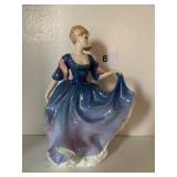 ROYAL DOULTON ELIZABETH 8.5" H