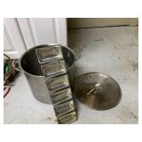 BREAD MOLD AND STOCK POT W/ LID