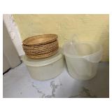PLASTIC CONTAINER AND WICKER BASKET LIDS