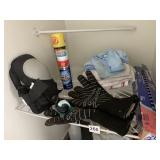 GLOVES, RAGS, OVEN CLEANER OXI CLEAN. KNEE PADS