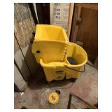MOP BUCKET