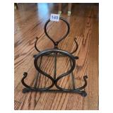 NAPKINS WITH METAL WINE BOTTLE HOLDER FOR 3