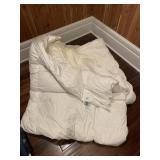 THE COMPANY STORE WHITE GOOSE DOWN COMFORTER 98"