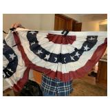AMERICAN FLAG BUNTING 2 WITH SMALLER AMERICAN