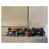 LOT OF TOY CARS & TRUCKS SEE PICTURE