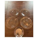 4 CLEAR WITH GOLD TRIM CHARGERS & 4 ARCOROC